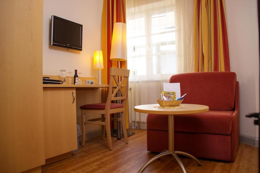 Hotel Gasthof Zum Ochsen Ehingen  Extérieur photo